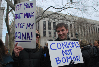 Illustration for article titled 6,000 People Throw It Down For Reproductive Health